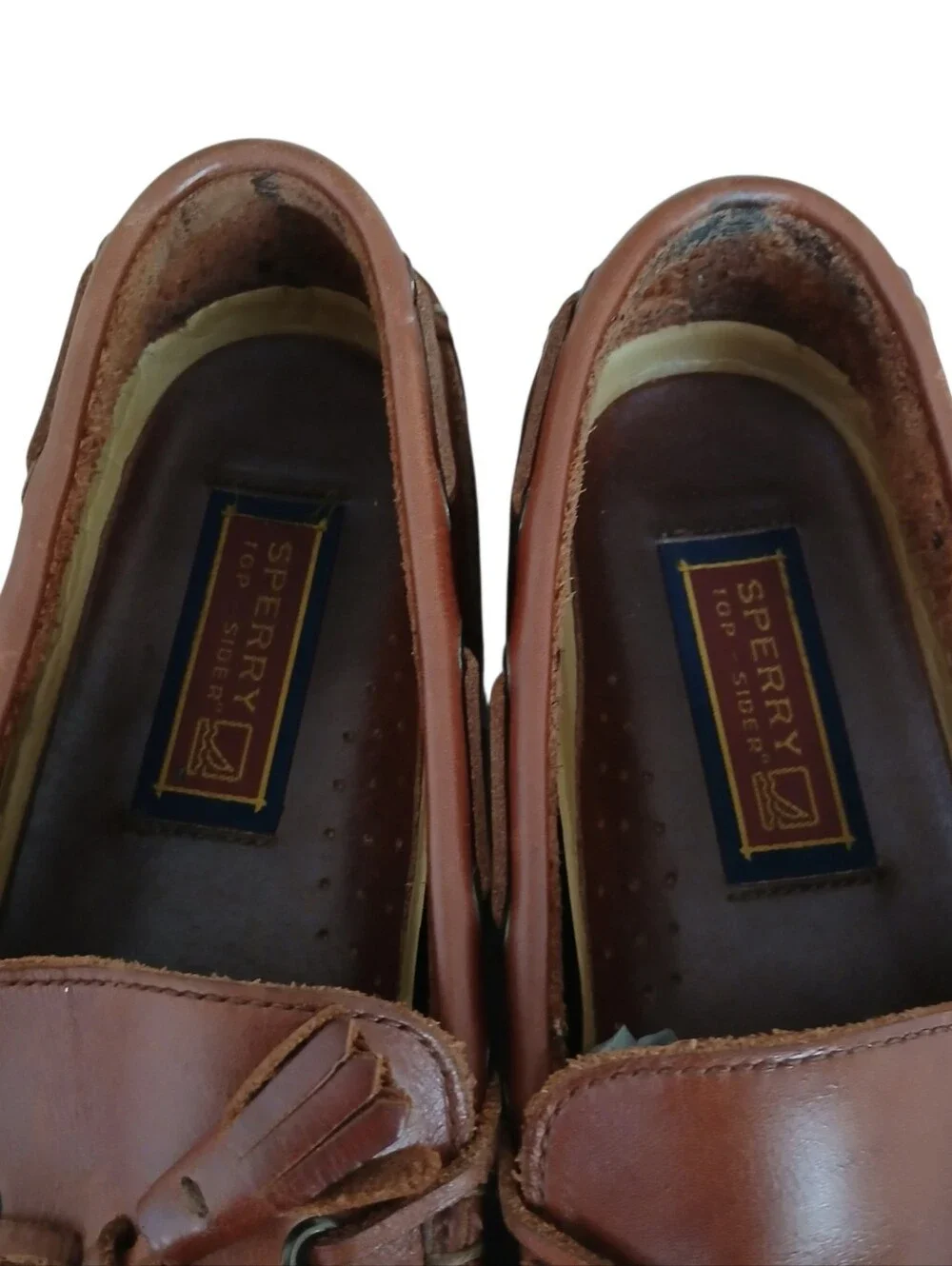 Sperry kitie tassel